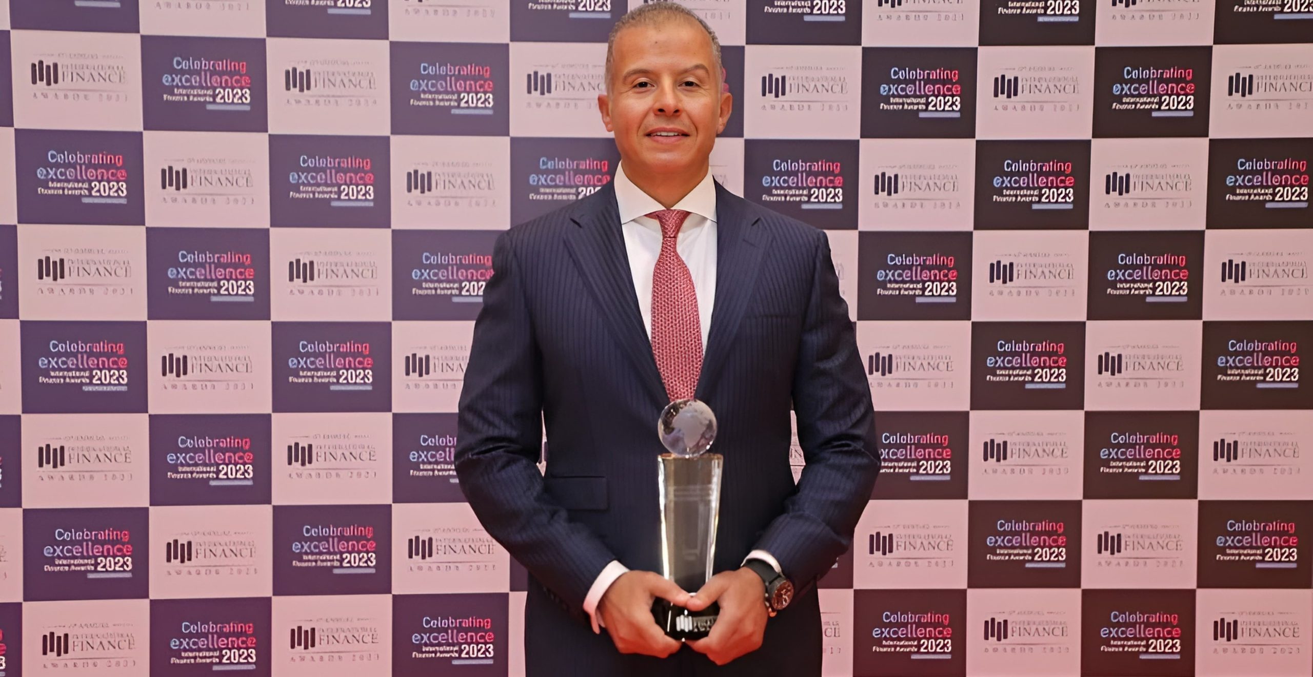 البريد للاستثمار تحصل على جائزة " شركة الاستثمار المباشر الأكثر ابتكارا" في مصر